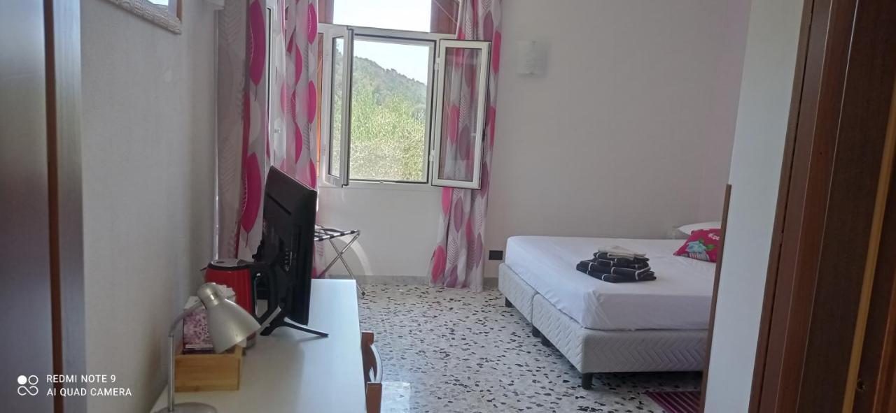 Agriturismo Vecchio Frantoio Villatella Ngoại thất bức ảnh