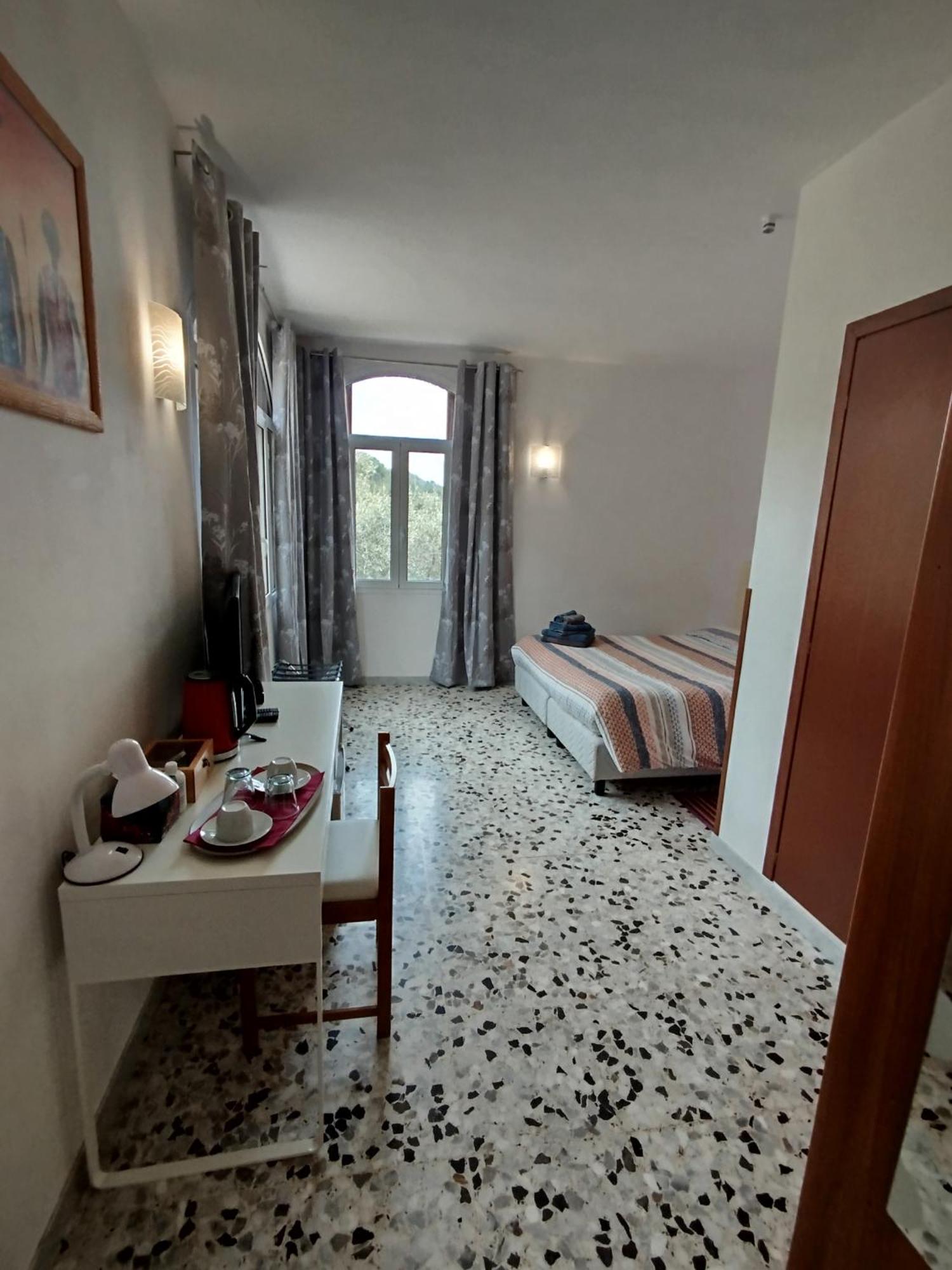 Agriturismo Vecchio Frantoio Villatella Ngoại thất bức ảnh